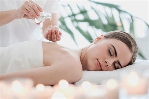 Massage sensuel complet du corps Massage érotique Ingré